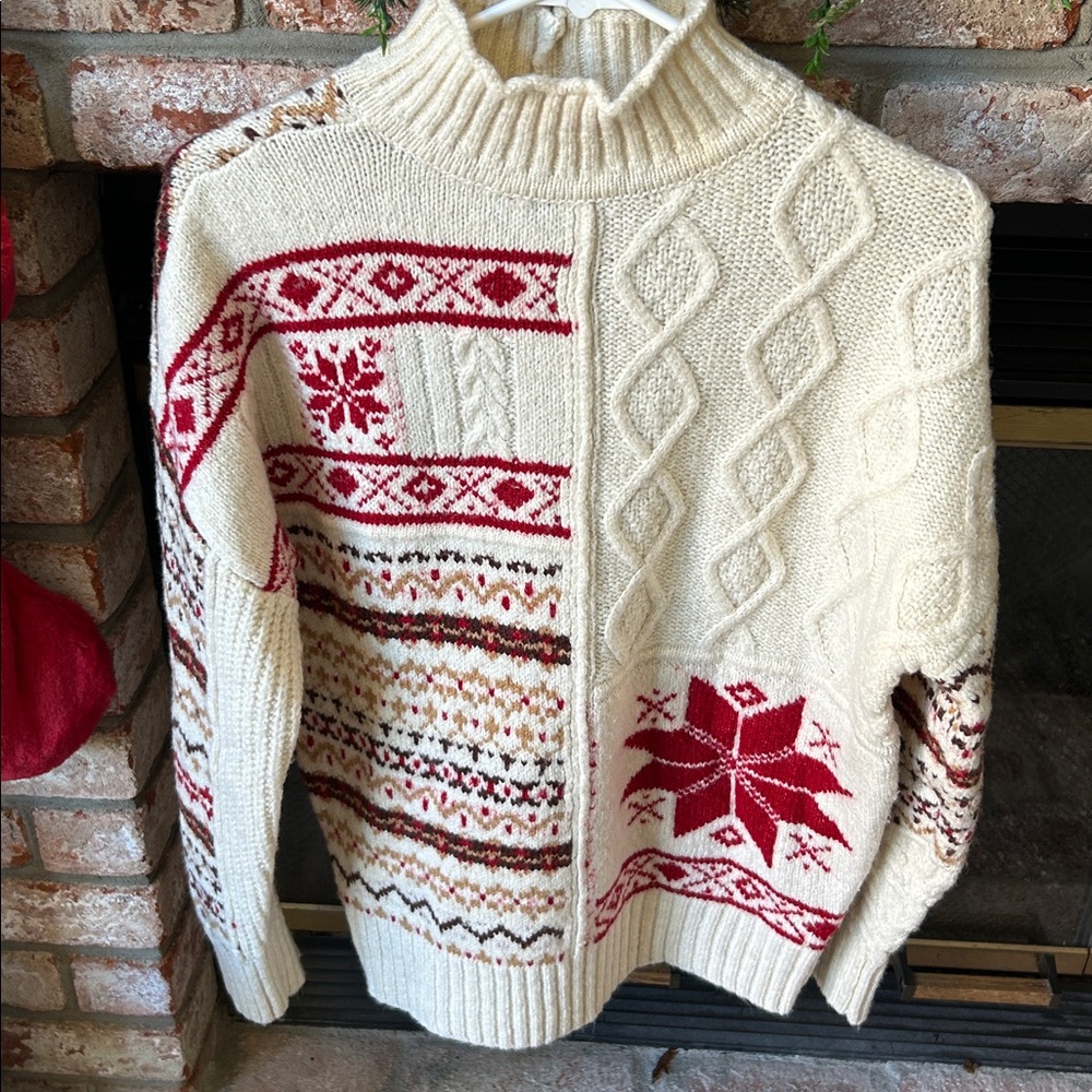 American Eagle Cream/Red Nordic Fair Isle Knit Pullover Mock Neck Sweater‎ SizeS
